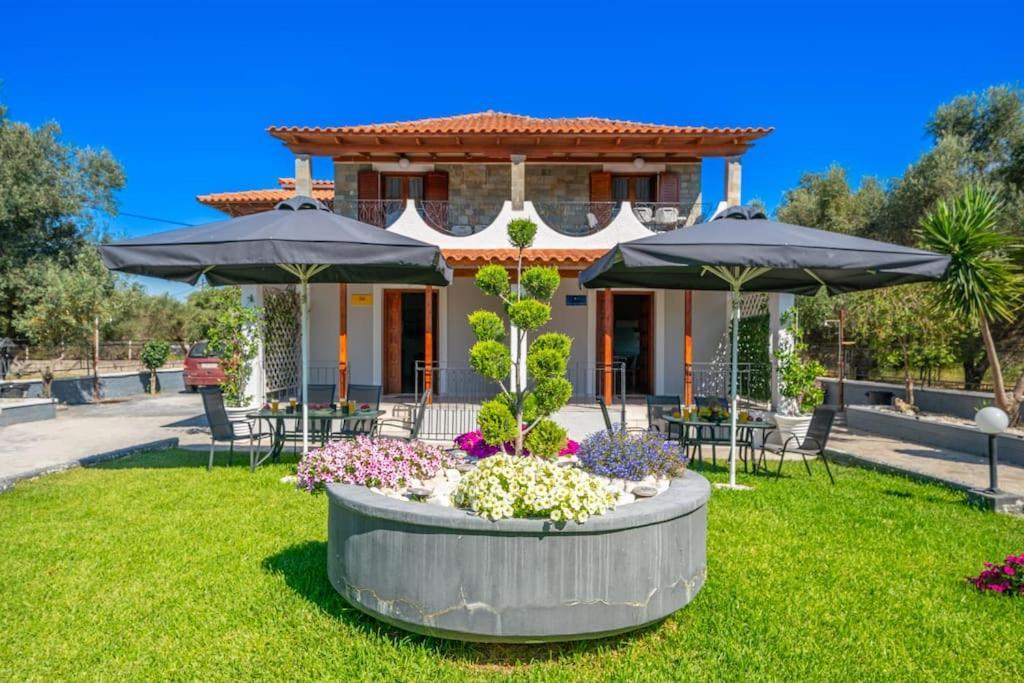 Afroditi Holiday Home- Green View Apartment 스보로나타 외부 사진