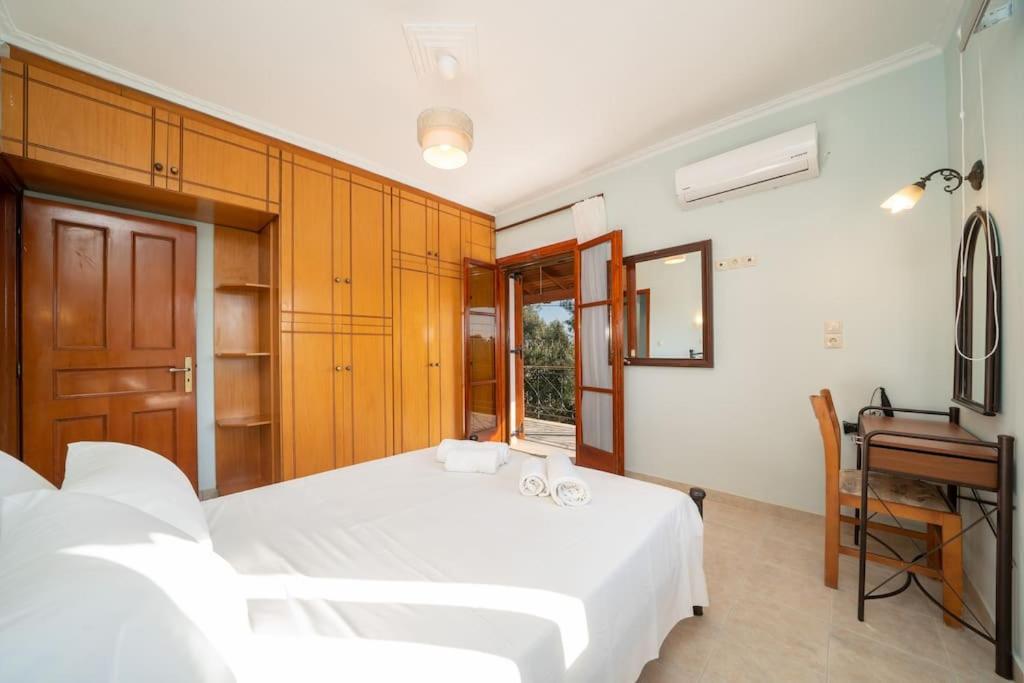 Afroditi Holiday Home- Green View Apartment 스보로나타 외부 사진