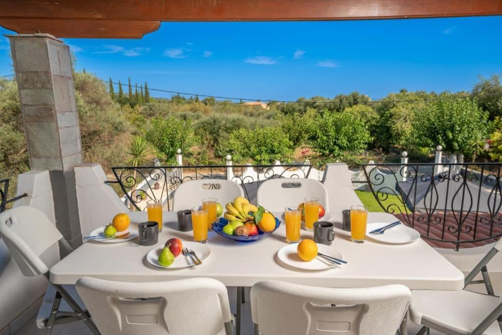 Afroditi Holiday Home- Green View Apartment 스보로나타 외부 사진